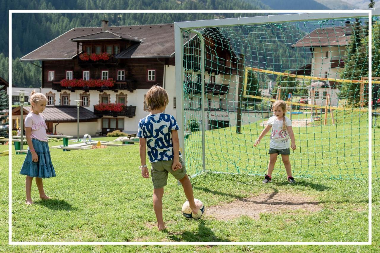 Tyrol Mountain Aparts - Urlaubsresort Hafele Sankt Jakob in Defereggen Esterno foto