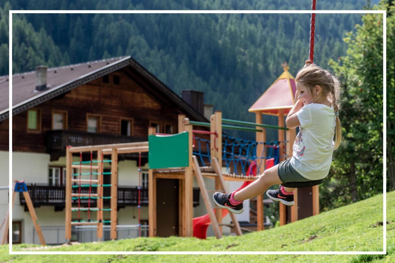Tyrol Mountain Aparts - Urlaubsresort Hafele Sankt Jakob in Defereggen Esterno foto